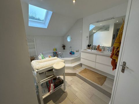   Maison en pierre pleine de charme - 110 m� - terrain 735 m�  Maison - 4 pi�ce(s) - 110 m�