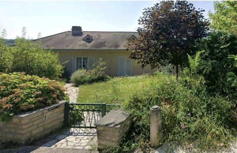   ? Belle maison de 260 m2 - Terrain 1400 m2 (Haute-Marne) Maison - 11 pi�ce(s) - 260 m�