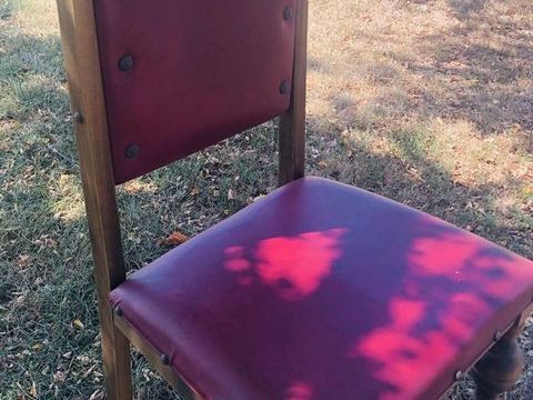 6 Chaises anciennes rouge 100 Castelsarrasin (82)