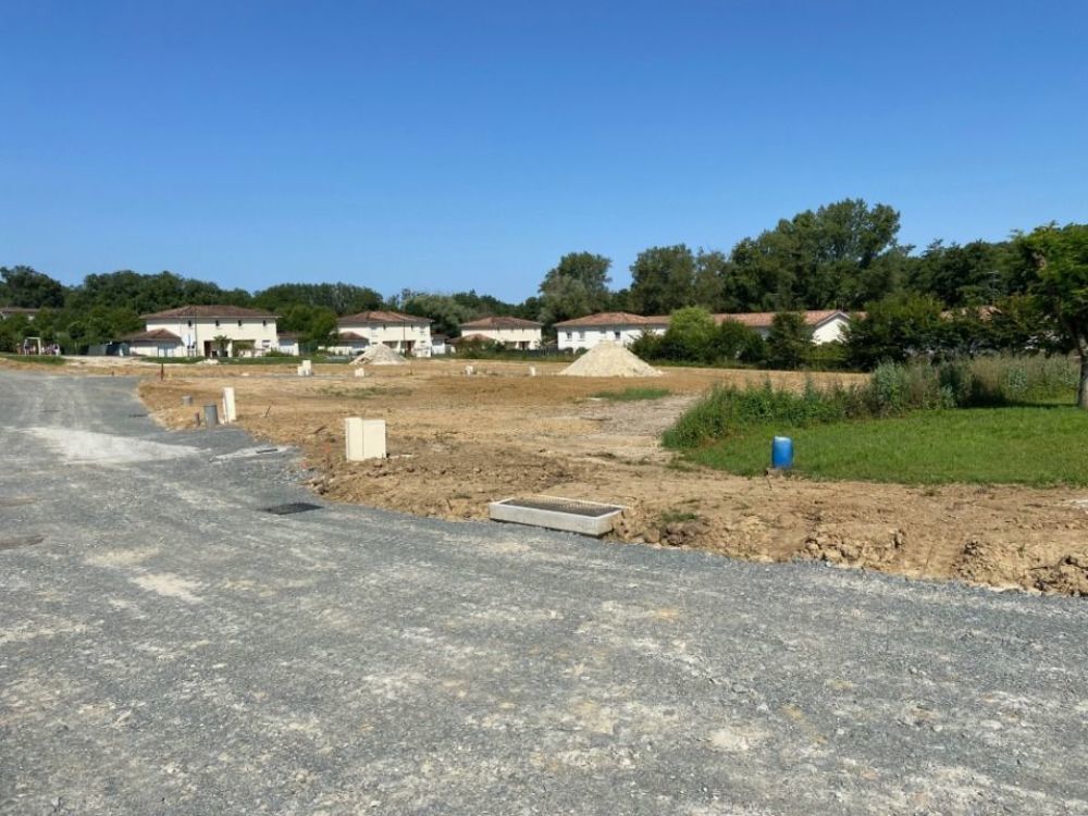 Maisons neuves   Sadirac (33670)