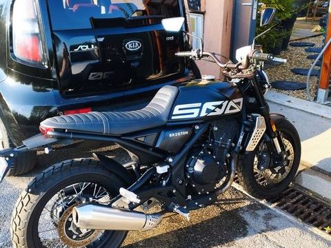Moto BRIXTON CROMWELL 2021 occasion P&eacute;rols 34470