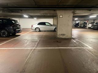  Parking / Garage � louer 2 m�