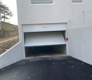  Parking / Garage � louer 12 m�