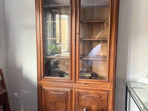 Meubles anciens et divers 1600 Belleville (69)