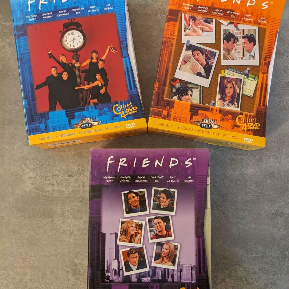 FRIENDS saison 2 + 3 + 4 soit 12 DVD film s&eacute;rie tv feuilleto Décoration