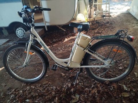 WAYSCRAL  BASY 315 
ASSISTANCE ELECTRIQUE  3 VITESSES
200 Pleugriffet (56)