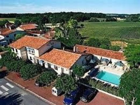   Id�al g�te, ancien h�tel restaurant rafra�chis  Maison - 15 + pi�ce(s) - 428 m�