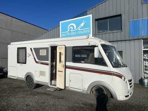 TEC Camping car 2015 occasion La M&eacute;zi&egrave;re 35520