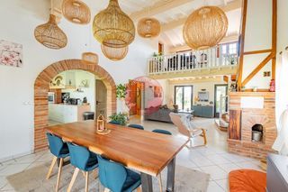  Maison � vendre 7 pi�ces 195 m�