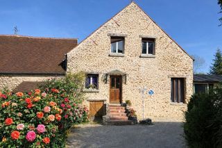  Maison � louer 9 pi�ces 175 m�