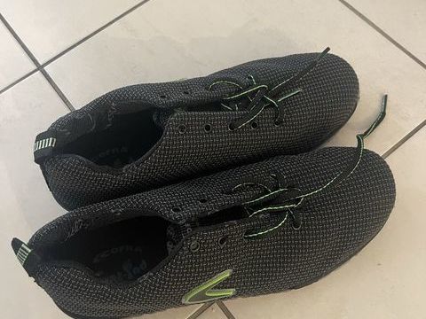 CHAUSSURES NEUVES 50 95600 Eaubonne