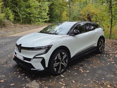 Renault Megane IV Megane E-Tech EV60 220 ch super charge Iconic 2022 occasion Forbach 57600