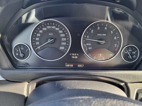 BMW S&eacute;rie 4 Coup&eacute; 428i xDrive 245 ch Modern A 2015 occasion Thionville 57100