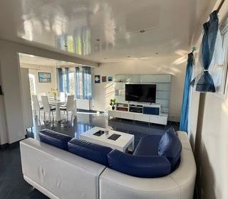  Villa � vendre 8 pi�ces 250 m�