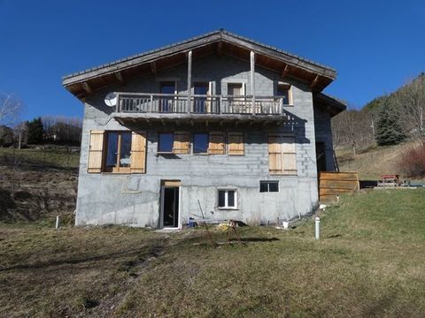   Maison ind�pendante - 180m � Maison - 5 pi�ce(s)