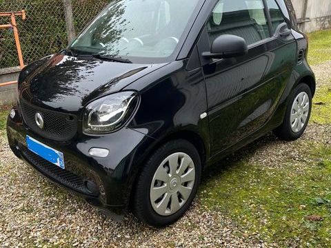 Smart ForTwo Fortwo Coup&eacute; 1.0 61 ch Pure 2016 occasion Athis-Mons 91200