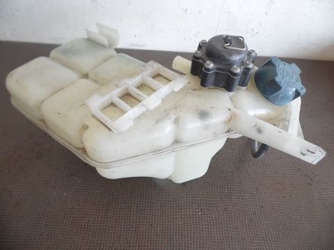 Pi&egrave;ces et &eacute;quipements Voiture Pi&egrave;ces et &eacute;quipements Voiture  occasion Bons-en-Chablais 74890