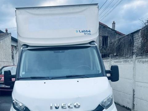 IVECO Camion - porteur > 3,5 t 2019 occasion Bezons 95870