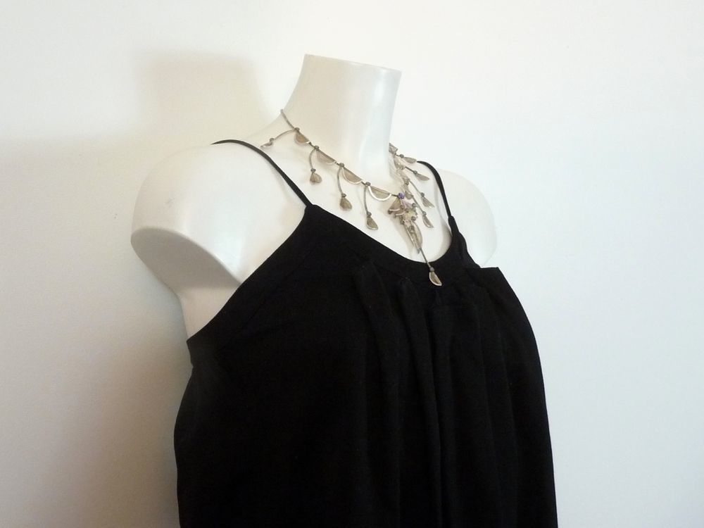 Collier Ajustable en M&eacute;tal Argent&eacute; Vieilli et ses Brindilles Bijoux et montres