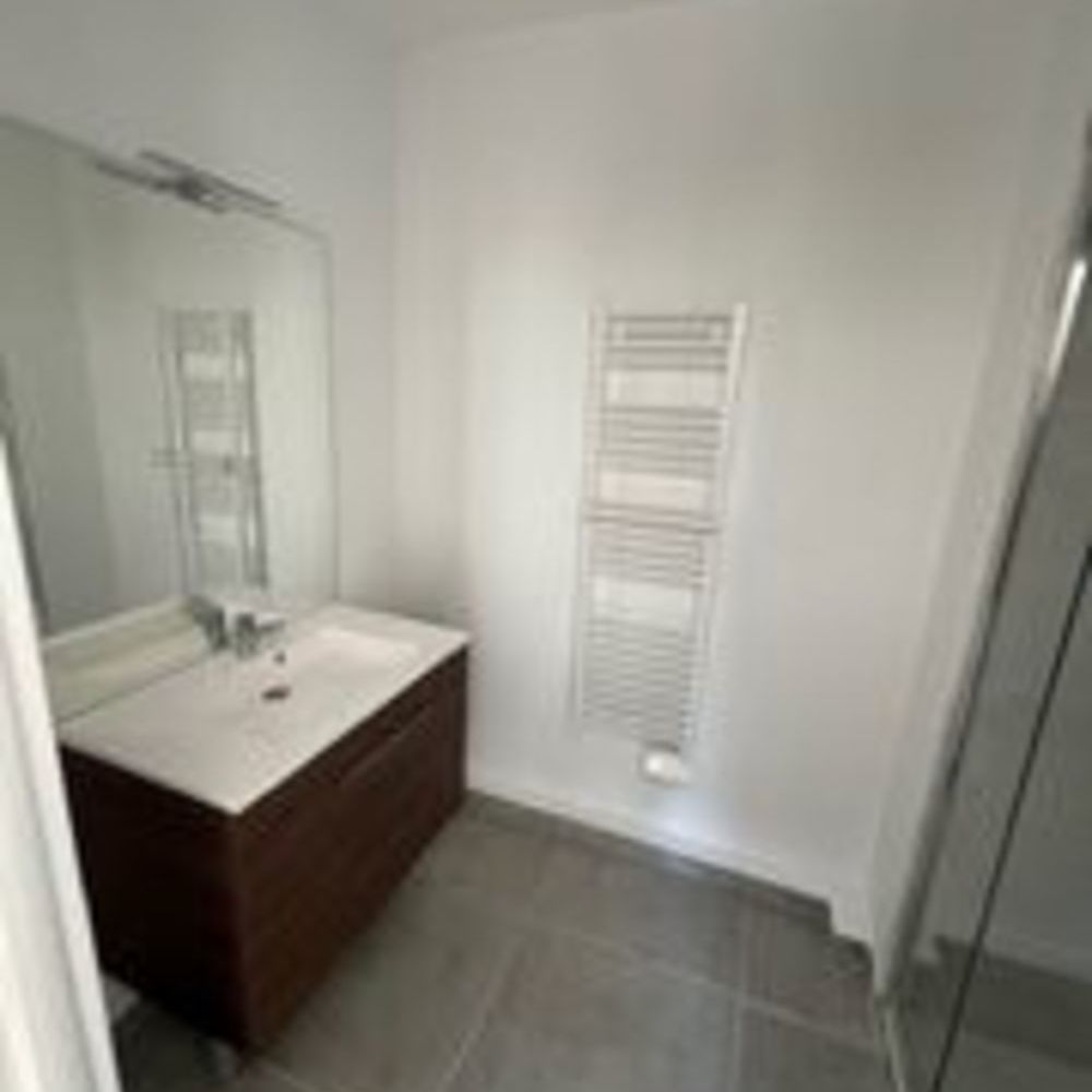 Maisons neuves   Saint-R�my-de-Provence (13210)