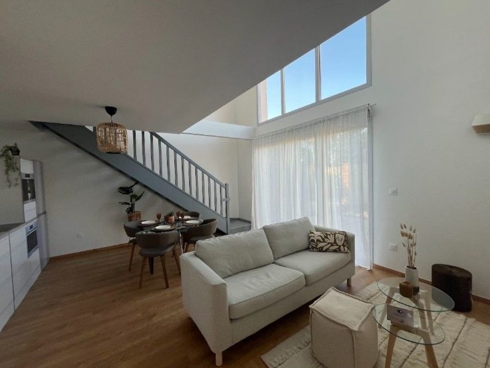 Maisons neuves   Seilh (31840)