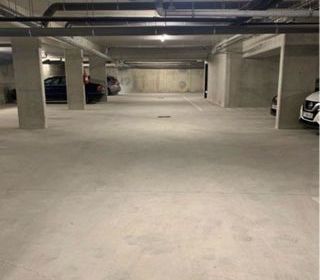  Parking / Garage � louer 12 m�
