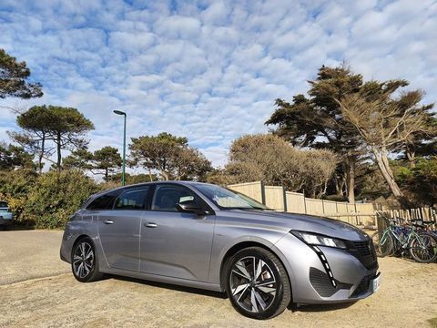 Peugeot 308 SW PHEV 180 e-EAT8 Active Pack 2022 occasion Les Sables-d'Olonne 85100