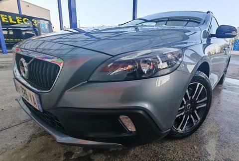 Volvo V40 Cross Country D3 150 Summum 0 occasion Troyes 10000
