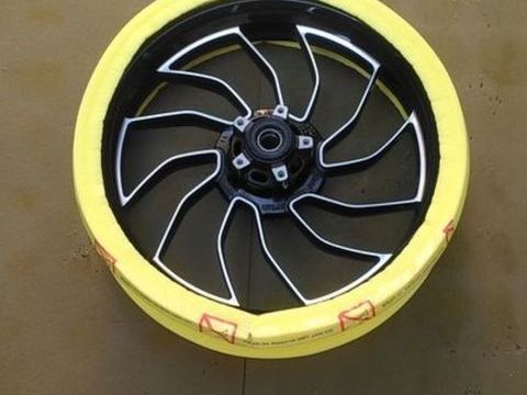 Pi&egrave;ces et &eacute;quipements Moto - Scooter - Quad Pi&egrave;ces et &eacute;quipements Moto - Scooter - Quad  occasion Pujaut 30131