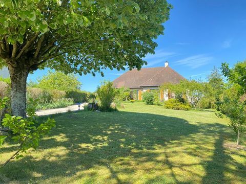   ? Maison de plain-pied 130 m� sur terrain arbor� Maison - 6 pi�ce(s) - 130 m�