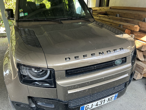 Land-Rover Defender 110 P400e PHEV BVA8 X-Dynamic X 2022 occasion Aix-les-Bains 73100