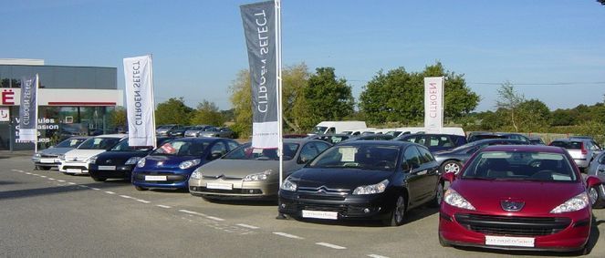 S.A.S. PINEL - Concession Citro�n, concessionnaire 35