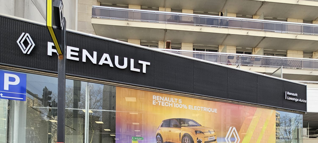 RENAULT MONTROUGE, Distributeur Renault 92