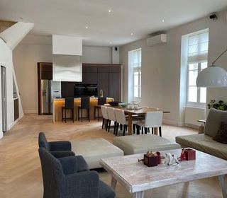  Maison � vendre 5 pi�ces 240 m�