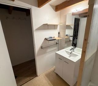  Appartement à louer 2 pièces 28 m²