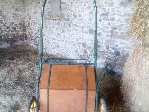 Cariole à poney 250 53240 La bigottire