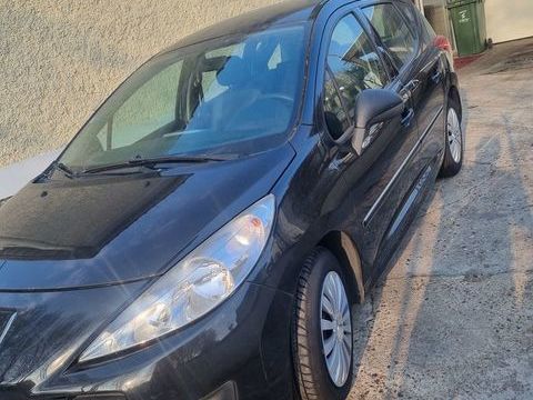 Peugeot 207 sw 1.6 HDi 92ch FAP BLUE LION Active