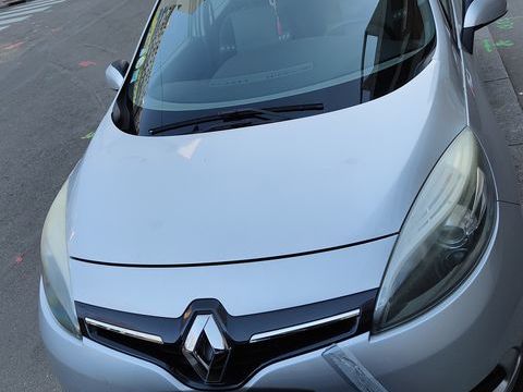 Renault Sc&eacute;nic III Scenic III dCi 110 FAP eco2 Business 2012 occasion La Courneuve 93120