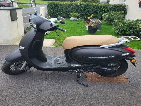 Scooter DIVERS 2020 occasion Villers-Semeuse 08000