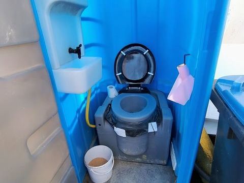 sanitaire de chantier 850 44600 Saint-nazaire