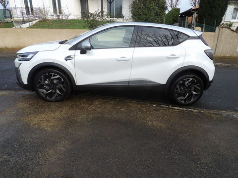 Renault Captur E-Tech full hybrid 160 ch esprit Alpine 2025 occasion Mign&eacute;-Auxances 86440