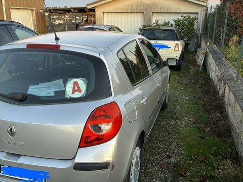 Renault clio iii Clio 1.5 dCi 70 eco2 Authentique