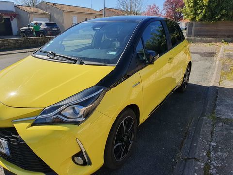 Toyota Yaris Hybride 100h Collection 2018 occasion Dompierre-sur-Yon 85170