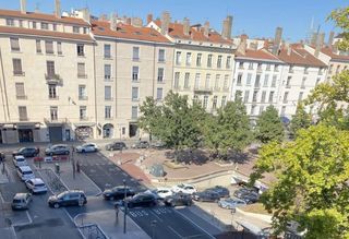  Parking / Garage � vendre 