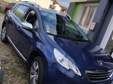 Peugeot 2008 1.2 PureTech 82ch BVM5 Allure 2015 occasion Olivet 45160