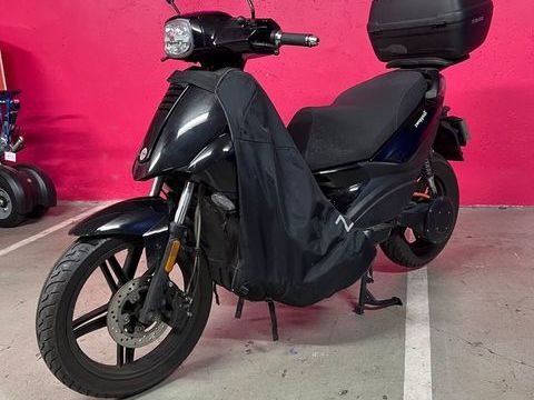 Scooter ZEWAY 2023 occasion Paris 75010