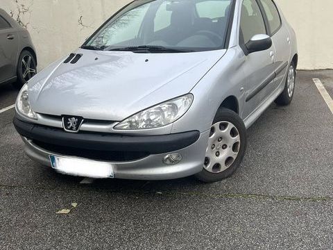 Peugeot 206 1.4 HDi XT 2003 occasion Pringy 77310