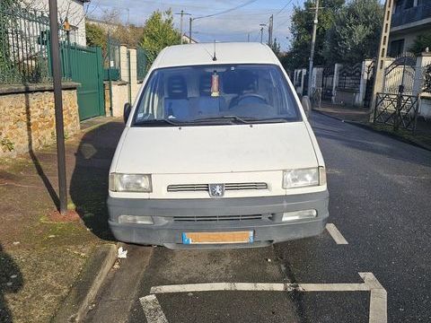 Peugeot Expert EXPERT 220C 2.0 HDI 95 STANDARD TOLE 2003 occasion Livry-Gargan 93190