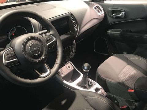 Jeep Compass 1.6 I MultiJet II 120 ch BVM6 Basket Series with LNB 2019 occasion Saint-Xandre 17138