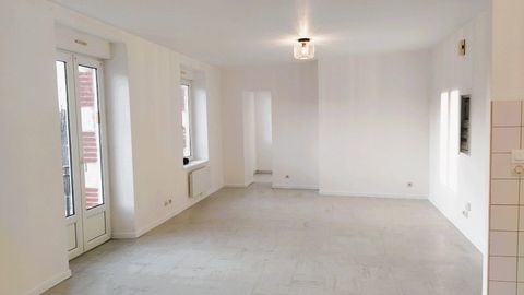   T3 r�nov� Appartement - 3 pi�ce(s) - 76 m�